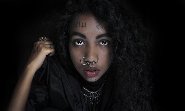 Czym Wyścielić szafki kuchenne? Czym Wyścielić szafki kuchenne?