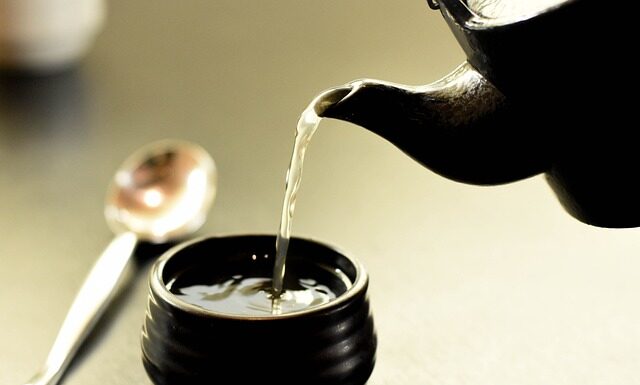 Czy można jeść gorąca zupę?