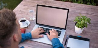 Jak się pisze po angielsku pochodnia?