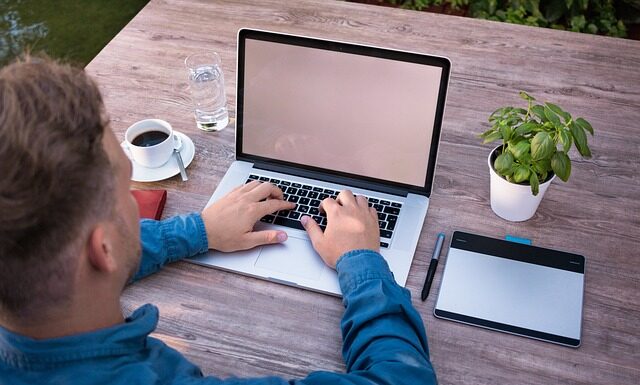 Jak się pisze po angielsku pochodnia? Jak się pisze po angielsku pochodnia?