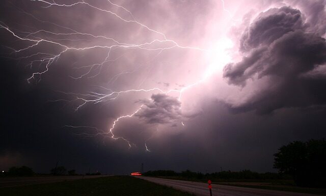 Jak nazywa się elektryczny koncepcyjny samochód Citroena?