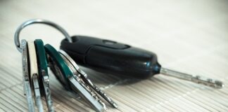 Jaka barwą światła LED do garażu? Jaka barwą światła LED do garażu?