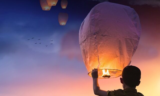 Jak zrobić lampion w MC? Jak zrobić lampion w MC?