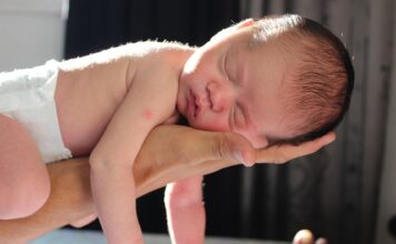 Jak naładować panel słoneczny?