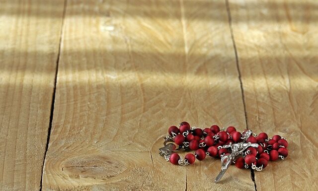 Czy filc się rozciąga?